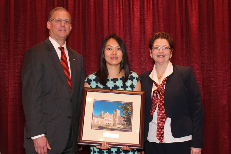 Anh Tran wins the outstanding recent alumni award in 2016