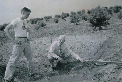 Paul Saunders and Paul Whitehead, a Nelson County Extension agent. Circa 1952.